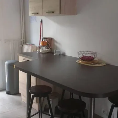 Superbe Appartement T3 Traversant Avec Place De Parking Rodez Exterior photo