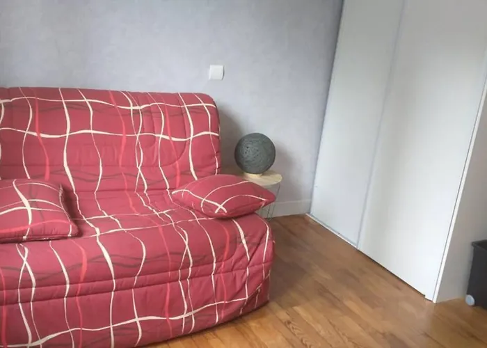 Superbe Appartement T3 Traversant Avec Place De Parking